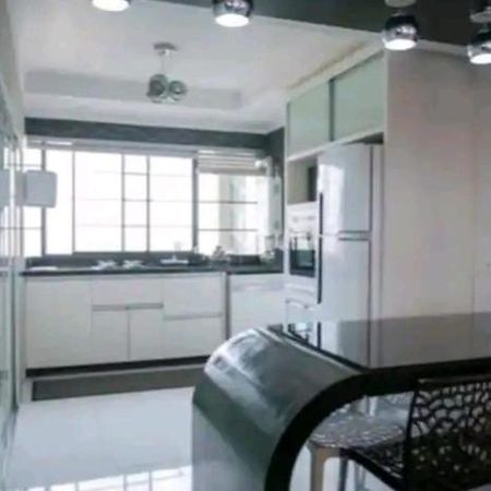 Apart Luxo No Centro Com Hidromassagem Apartment Curitiba Bagian luar foto