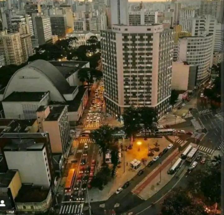 Apart Luxo No Centro Com Hidromassagem Apartment Curitiba Bagian luar foto